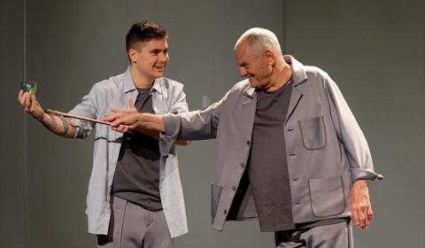 RED - červená jako vášeň - Divadlo Na Jezerce