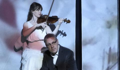 Jana bude brzy sbírat lipový květ